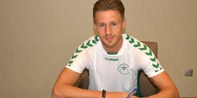 Barry Douglas, İngiltere’ye transfer oldu