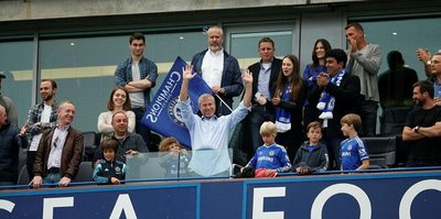 Abramovich'in kupa keyfi sürüyor