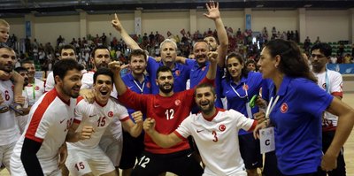 Hentbolda finale yükseldik