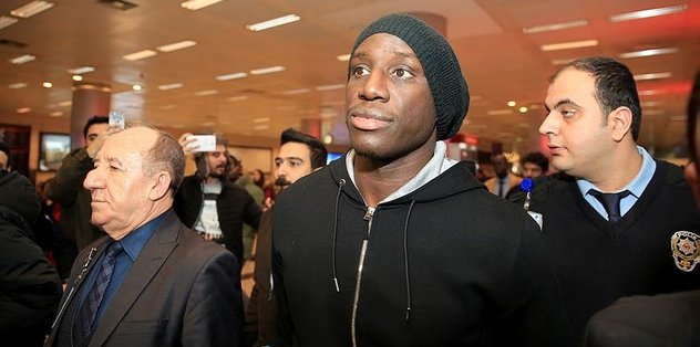 Demba Ba mesaj gönderdi