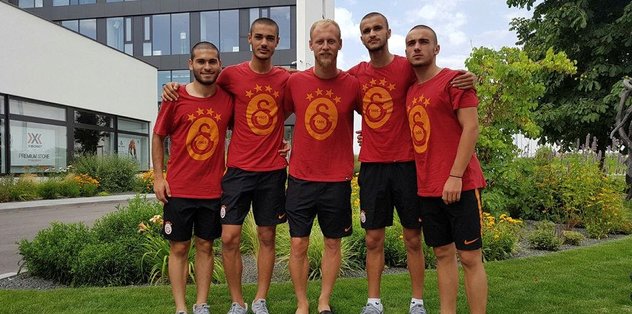 Semih yuvadan uçtu