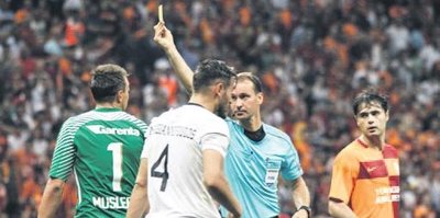 Muslera ucuz atlattı