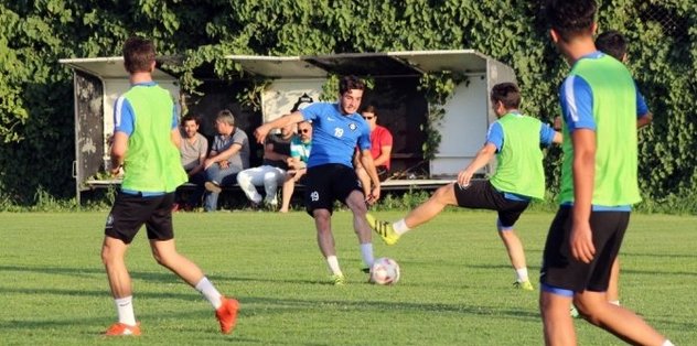 Altay, sezona gençlerle start verdi
