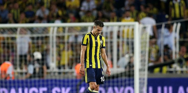 Van Persie'den sakatlık açıklaması