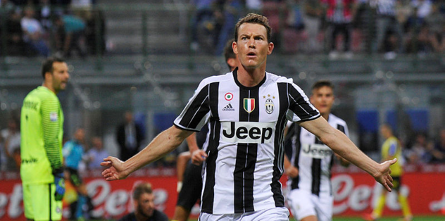 Lichtsteiner Beşiktaş'ı reddetti