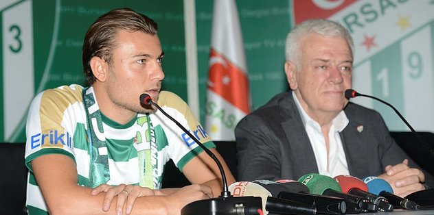 Yusuf Erdoğan'a imza töreni
