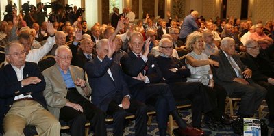 Divan için olağanüstü çağrı