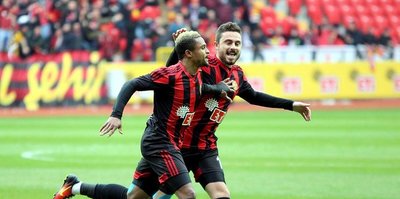 Kim tutar Eskişehir'i