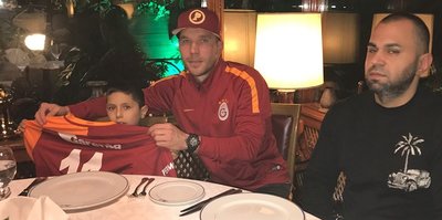 Podolski'den örnek davranış