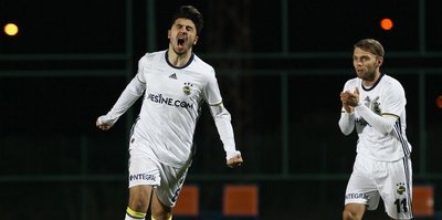 Fenerbahçe parti yaptı
