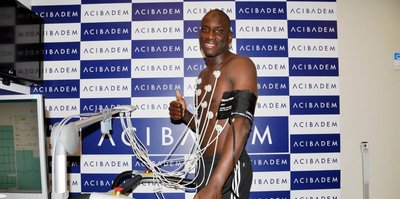 Beşiktaş Demba Ba'yı KAP'a bildirdi