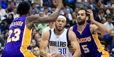 Lakers tarihi yenilgiyi önleyemedi