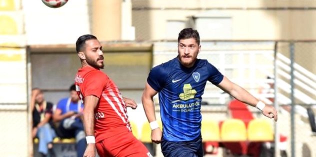 Emre Özkan Bucaspor'da kaldı