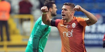 Çin'den Podolski açıklaması geldi