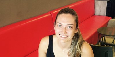 Nilüfer Belediyespor’a Özgenur'dan imza