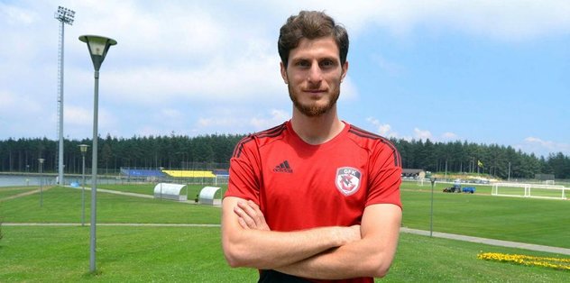 Gazişehir Ahmet Kesim’i bırakmadı