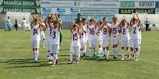 Turnuvanın şampiyonu Galatasaray oldu