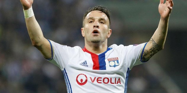 Lyon, Belhanda için Valbuena’yı bekliyor