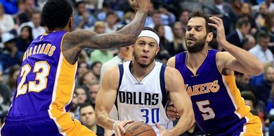 Lakers’a tarihi bozgun