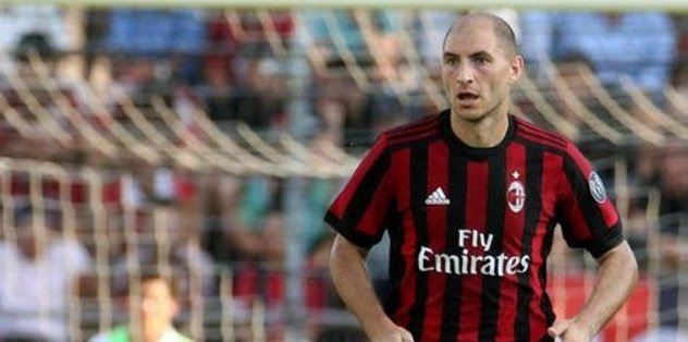 F.Bahçe, Paletta ile el sıkıştı