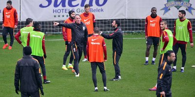 Galatasaray, yağmur altında çalıştı