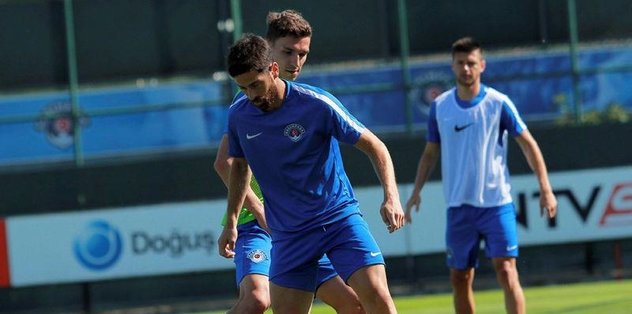 Kasımpaşa, hazırlıklarını sürdürüyor