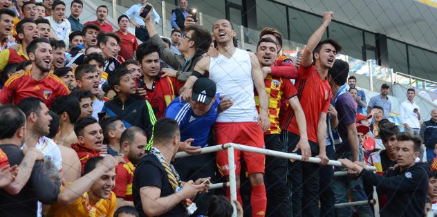 "Kümede kalmanın sevincini yaşıyoruz"