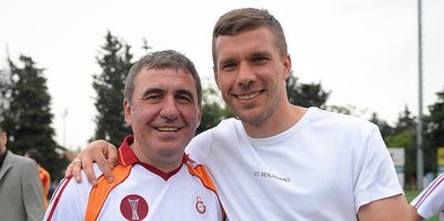 Podolski de Hagi’ye hayran