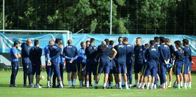 Fenerbahçe'nin İsviçre kampı sürüyor