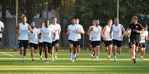 Galatasaray, Antalya'ya gitti