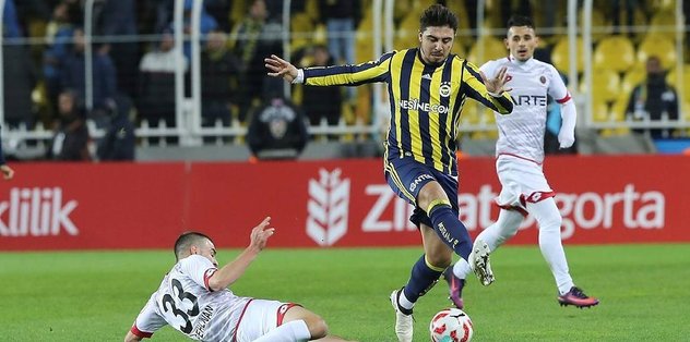 Ozan Tufan sahneye çıktı