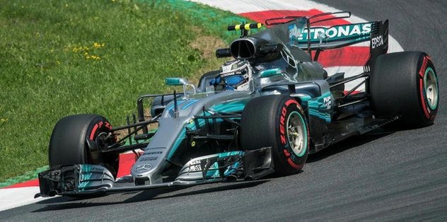 Pole pozisyonu Bottas'ın