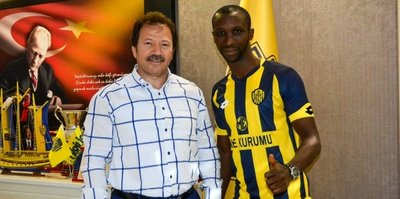 Ankaragücü, Nduka ve İlhan Parlak'ı kadrosuna kattı