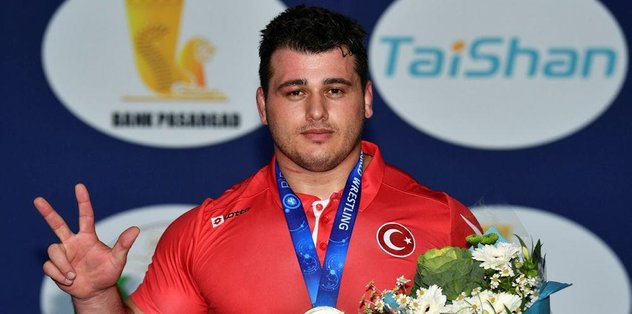 Altın adam Rıza