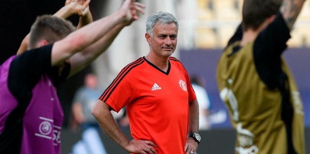 Mourinho eski öğrencileriyle kazanıyor