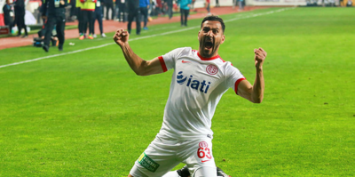Deniz Kadah’tan Aslan’a gözdağı