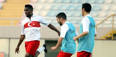 Ay-Yıldızlı formayla sahaya çıktı