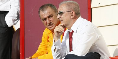 Ünal Aysal: Takıntılarımızdan kurtulmalıyız