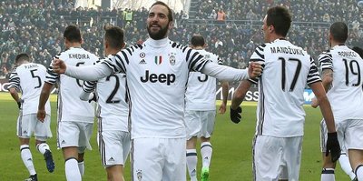 Juventus koltuğu sağlama aldı