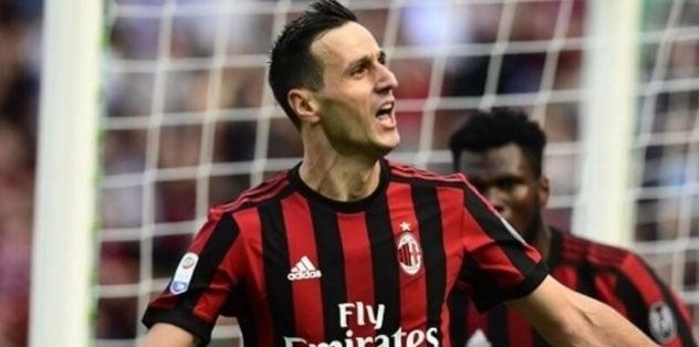 Milan evinde Udinese'yi 2-1 mağlup etti
