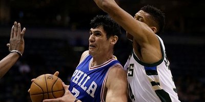 Ersan'dan Bucks potasına 17 sayı