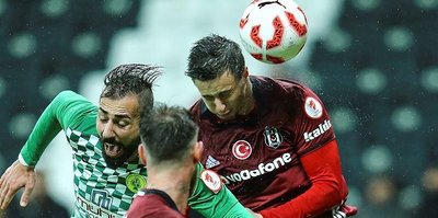 Matej Mitrovic 11’de başladı