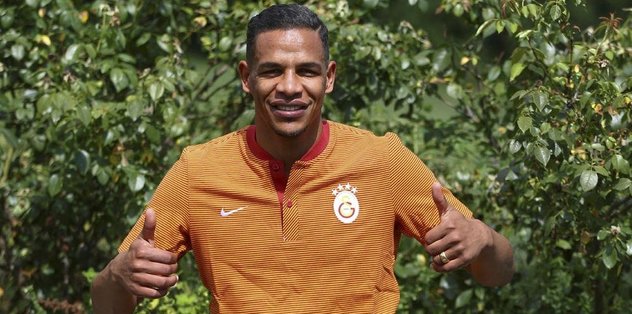 Melo gibi tarihe geçmek istiyorum