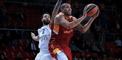 Anadolu Efes, Cimbom'u ağırlıyor