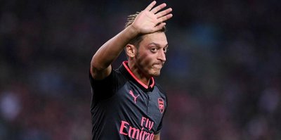 Mesut Özil'den Devrek'e spor tesisi