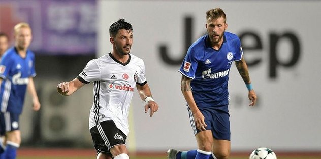 Beşiktaş, İspanya'ya gidiyor