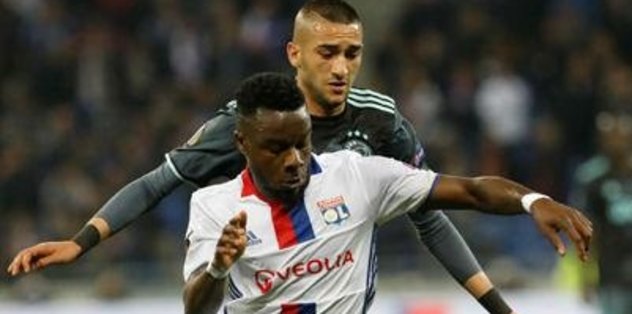 Stopere son aday Mapou