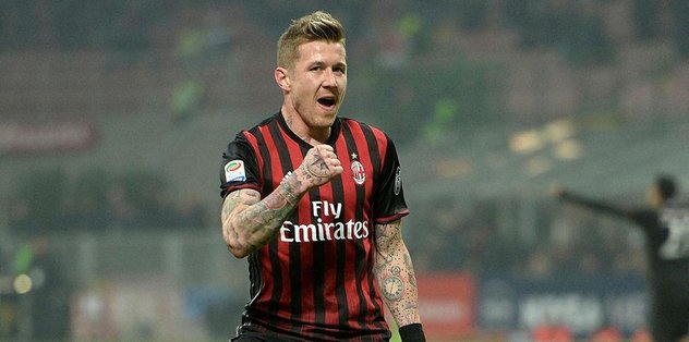 Kucka geliyor