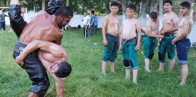 Burdurlu pehlivanlar Kırkpınar'a hazırlanıyor