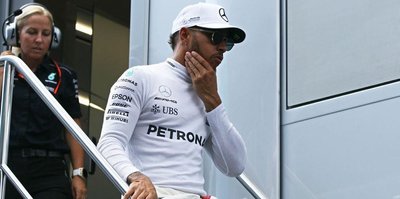 Hamilton 5 sıra arkadan başlayacak
